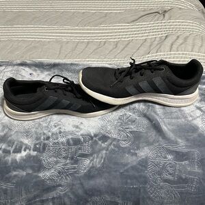 Men’s Adidas Tennis Shoes